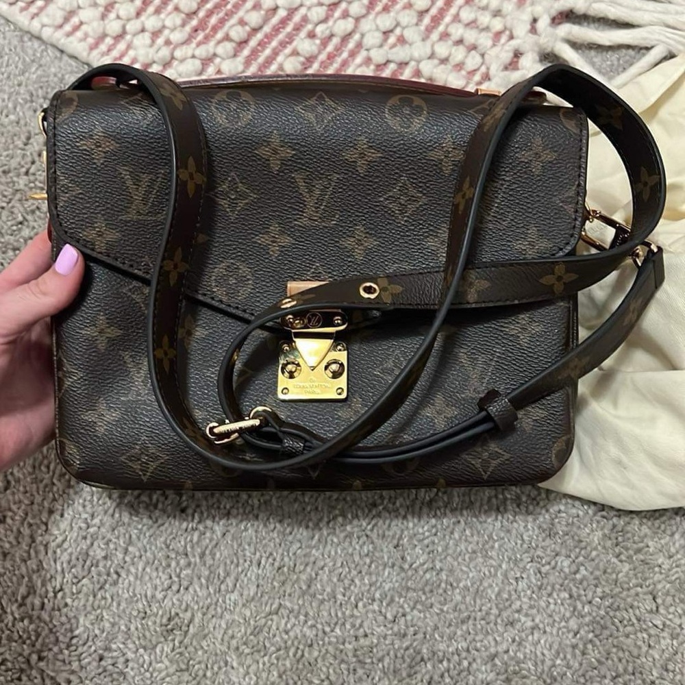 Louis Vuitton Crossbody - Pochette Métis